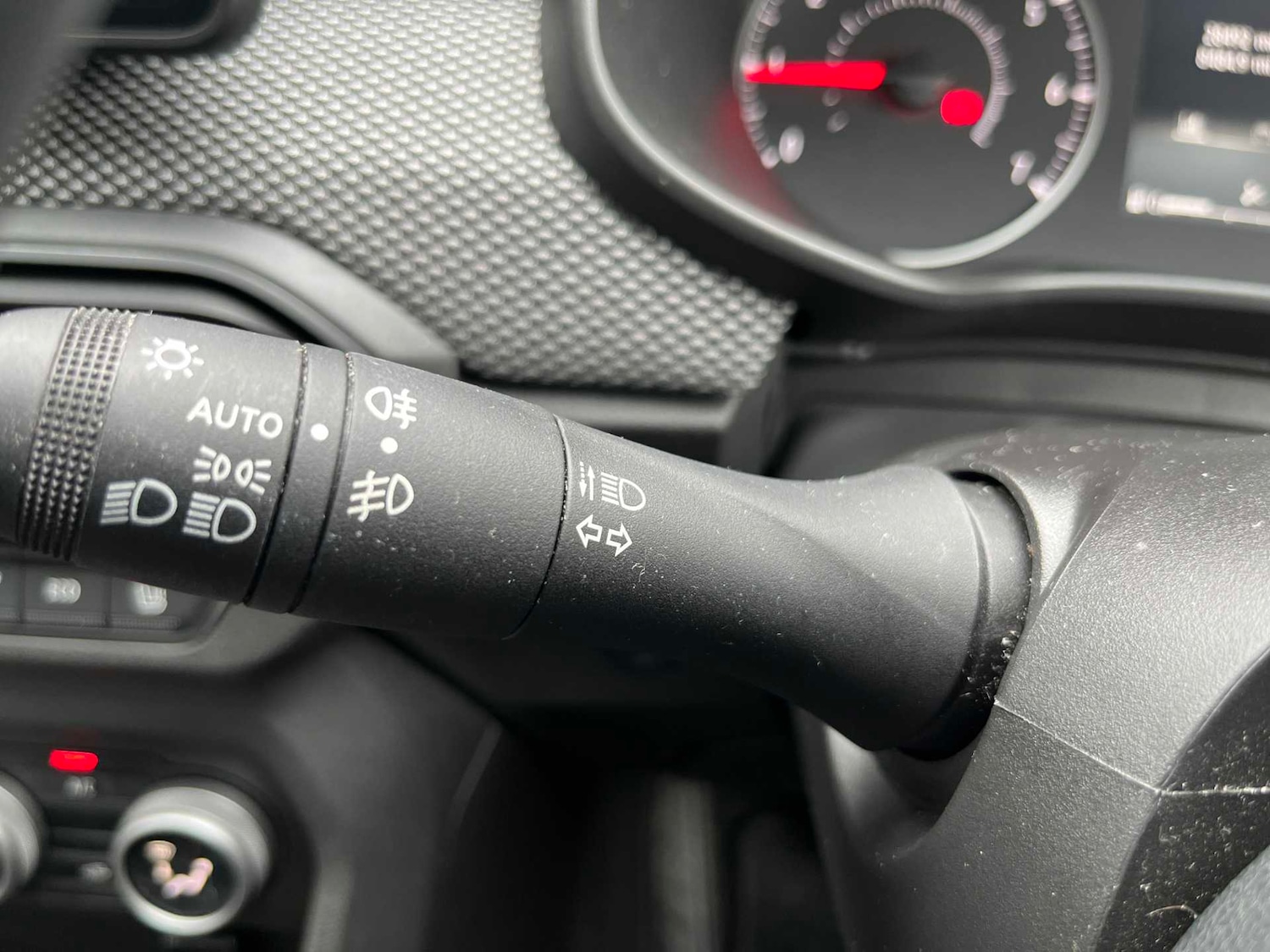 Used Dacia Sandero Stepway 2023 for sale - 78193068: Photo 26