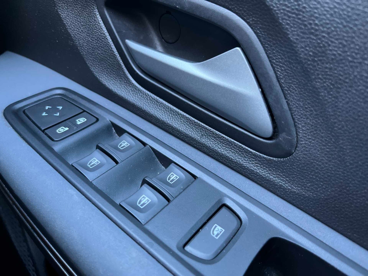 Used Dacia Sandero Stepway 2024 for sale - 76694567: Photo 20