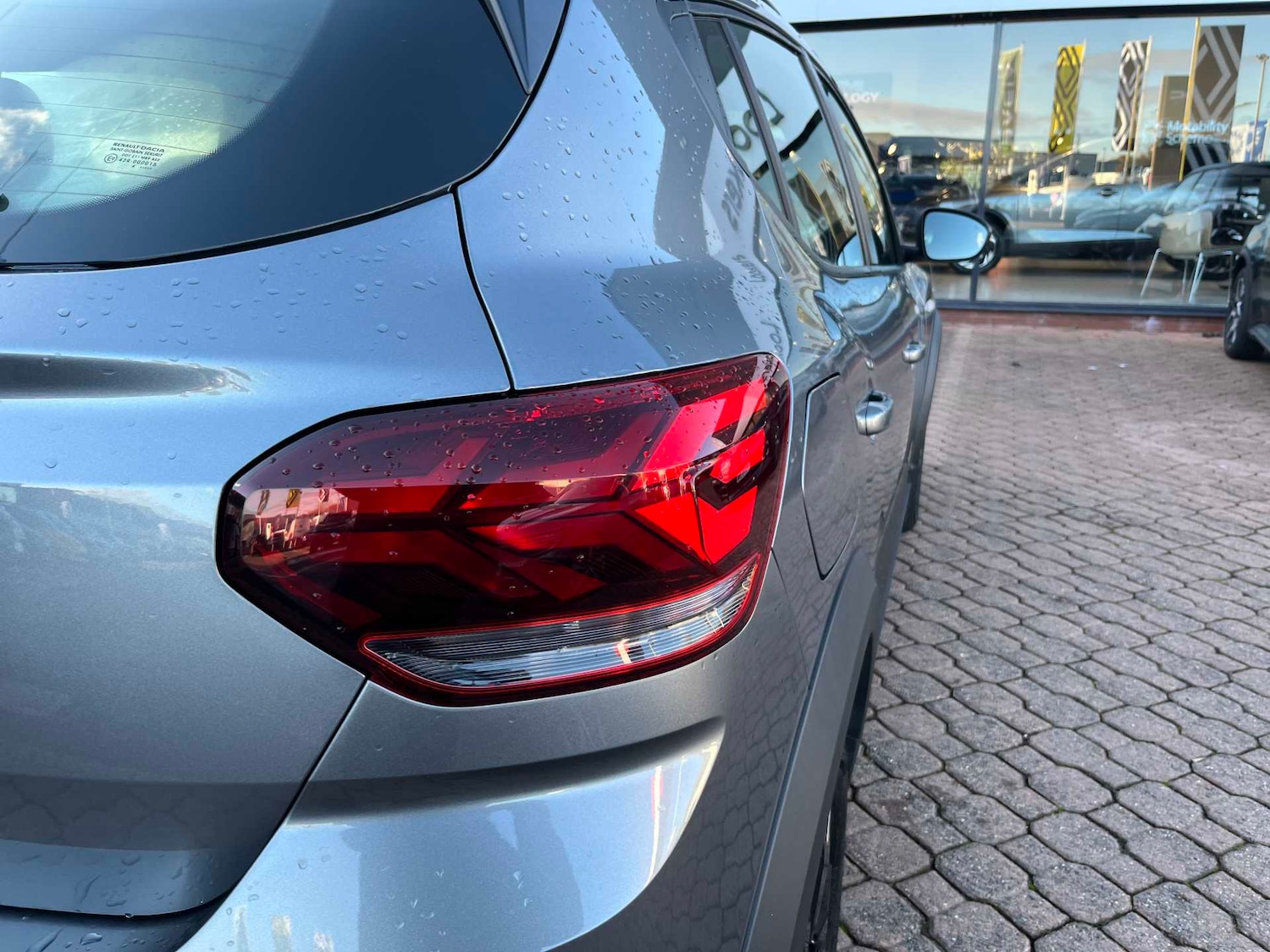 Used Dacia Sandero Stepway 2024 for sale - 76694567: Photo 28