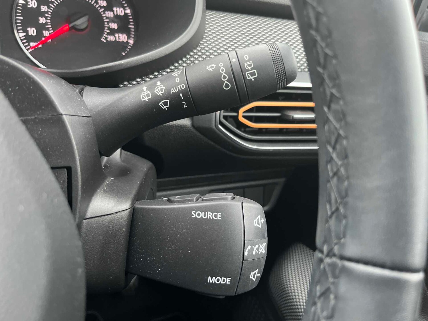 Used Dacia Sandero Stepway 2022 for sale - 77759392: Photo 25