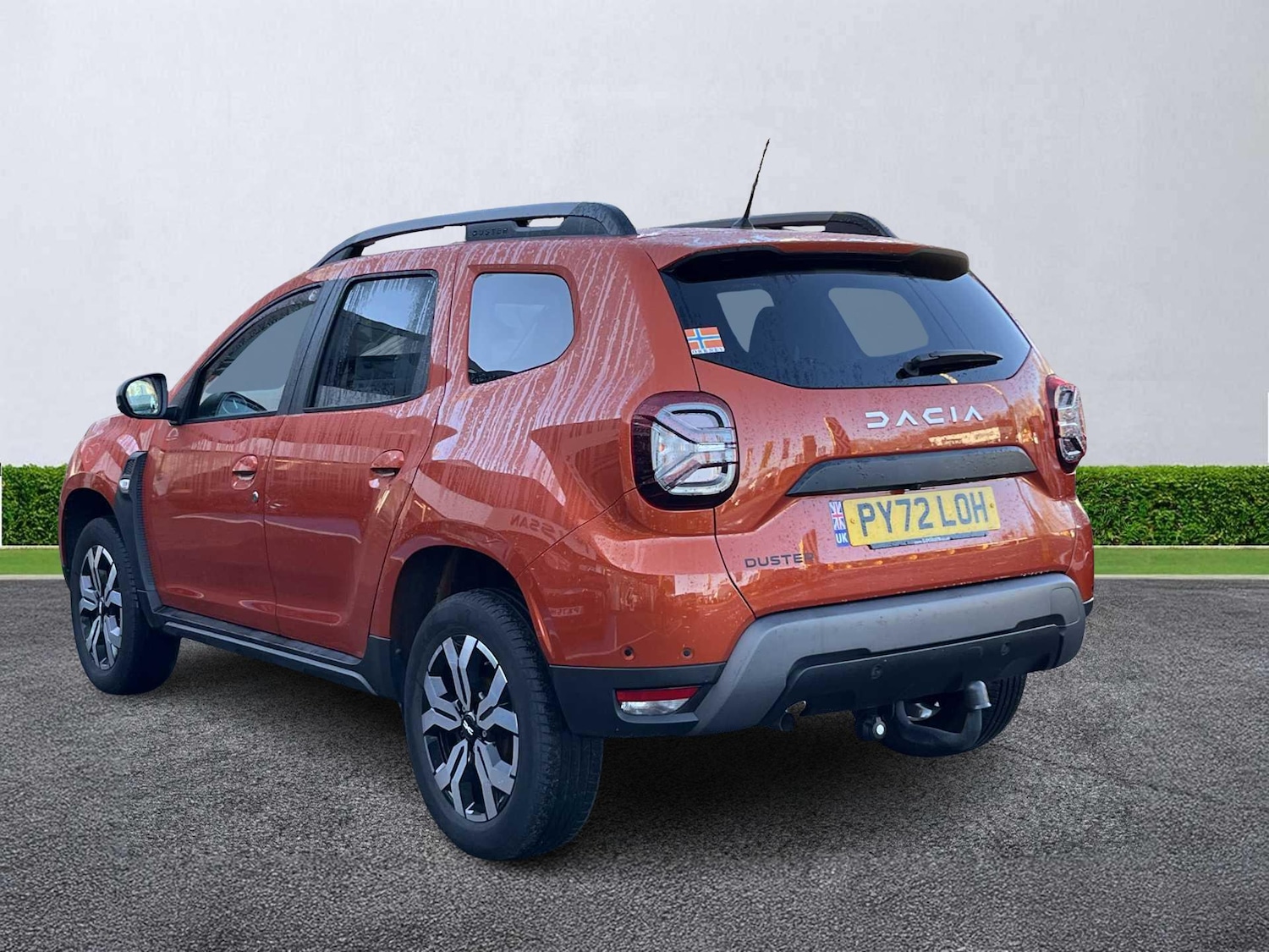 Used Dacia Duster 2023 for sale - 76778279: Photo 2