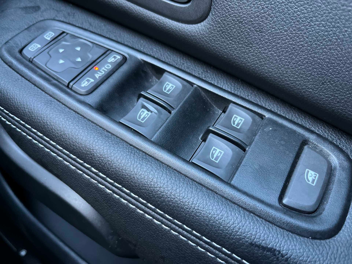 Used Dacia Duster 2023 for sale - 76778279: Photo 20