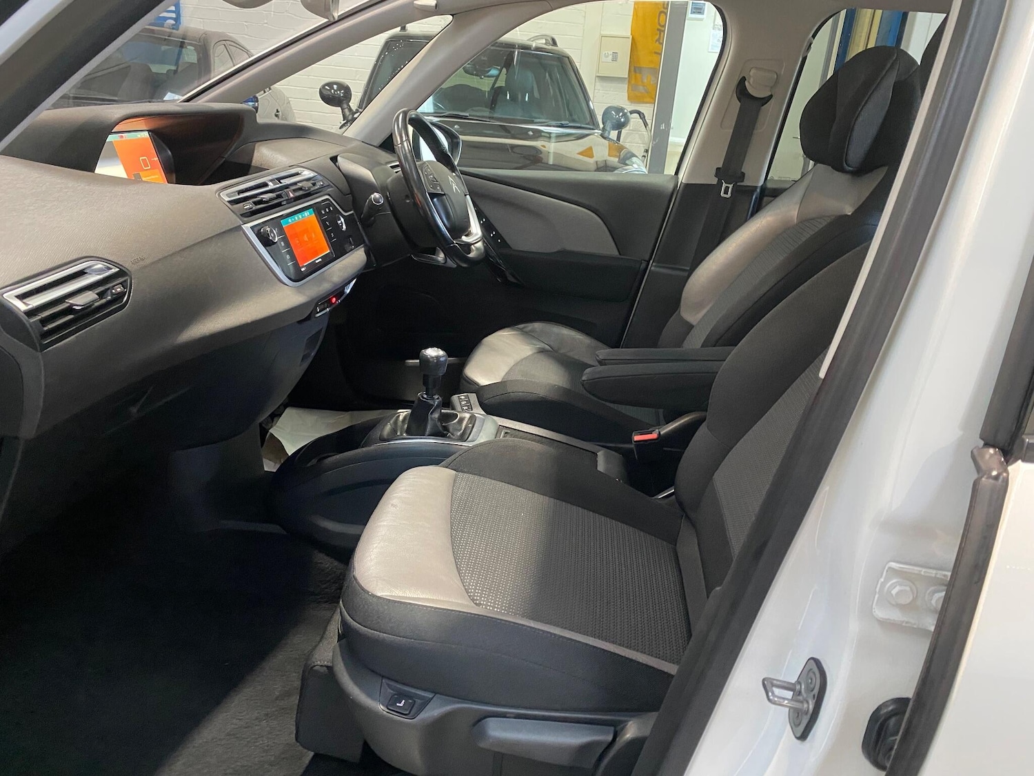 Used Citroen C4 Grand Picasso 2017 for sale - 77238448: Photo 3