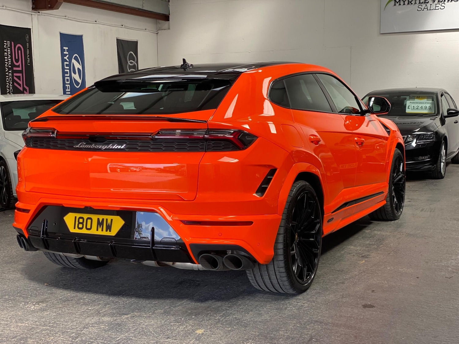 Used Lamborghini Urus 2025 for sale - 78073185: Photo 2