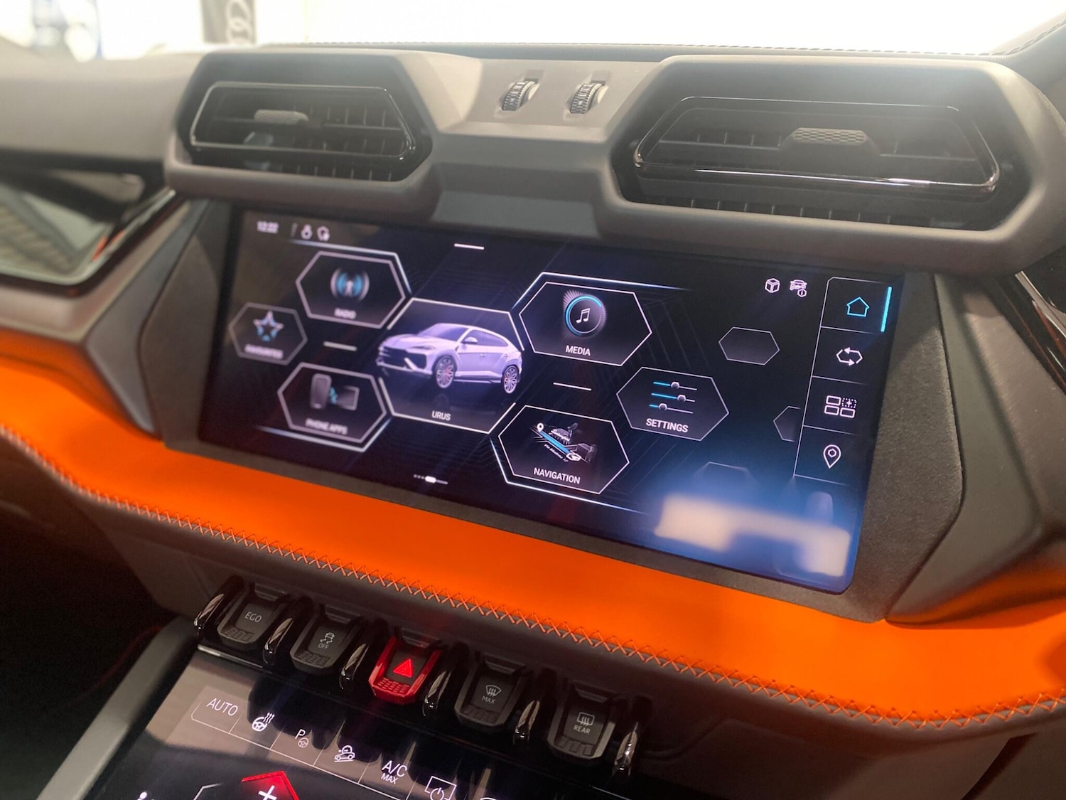 Used Lamborghini Urus 2025 for sale - 78073185: Photo 21