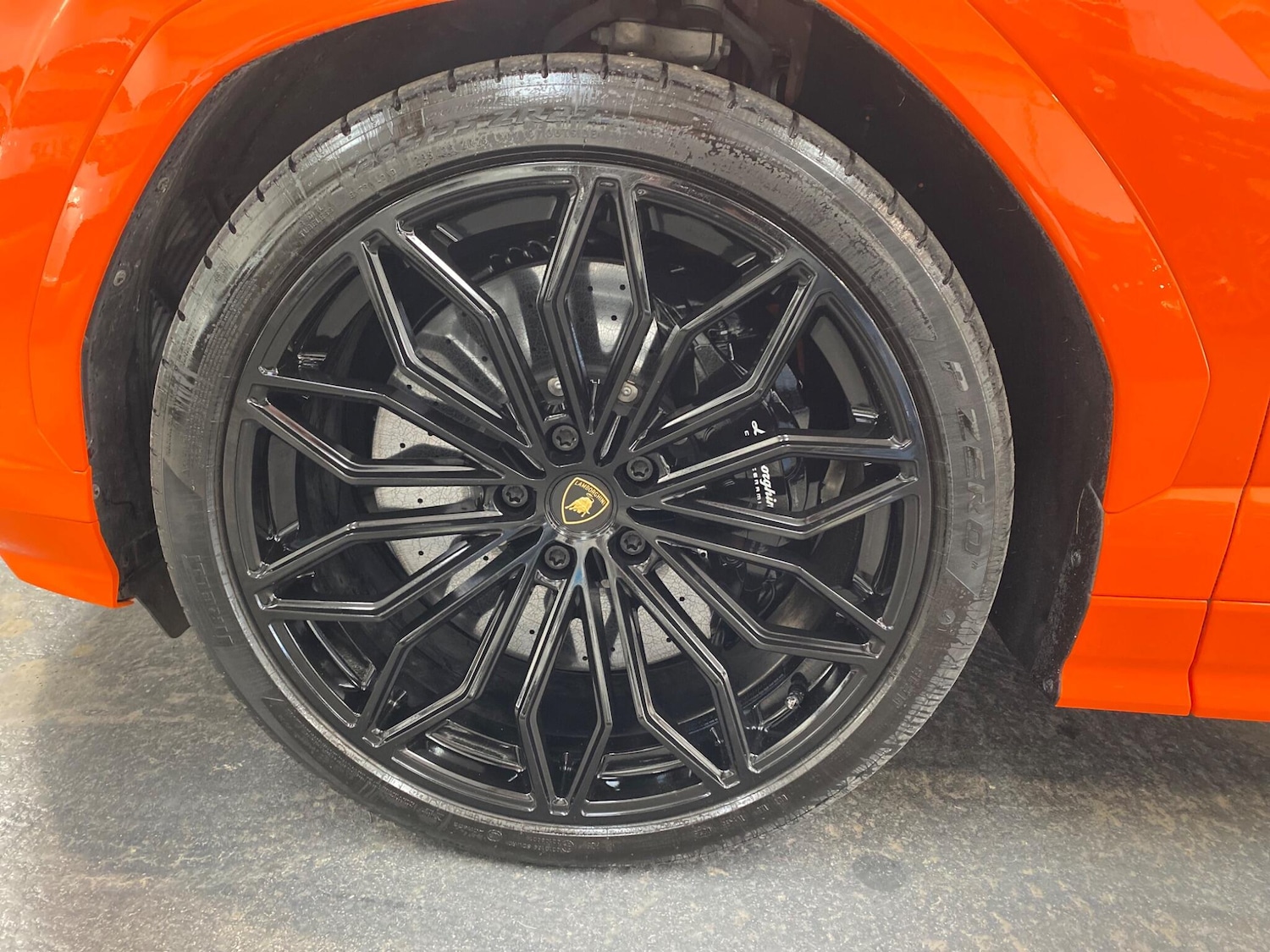 Used Lamborghini Urus 2025 for sale - 78073185: Photo 32