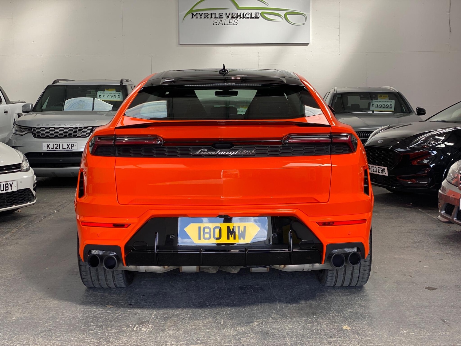 Used Lamborghini Urus 2025 for sale - 78073185: Photo 36