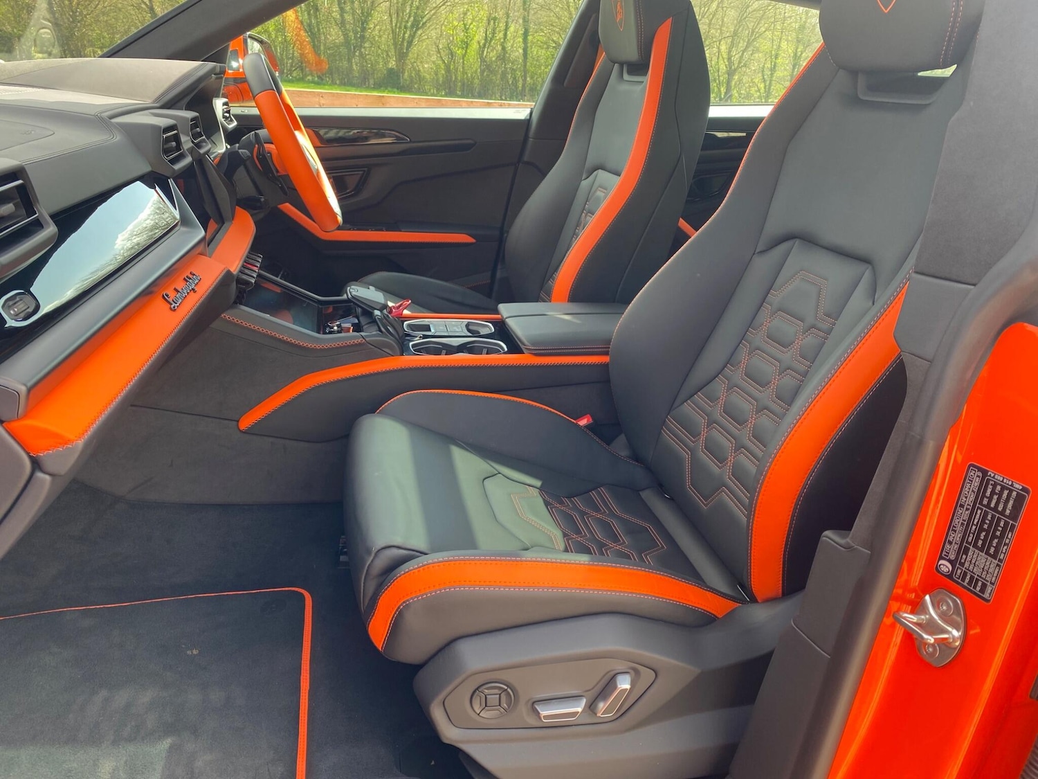 Used Lamborghini Urus 2025 for sale - 78073185: Photo 8