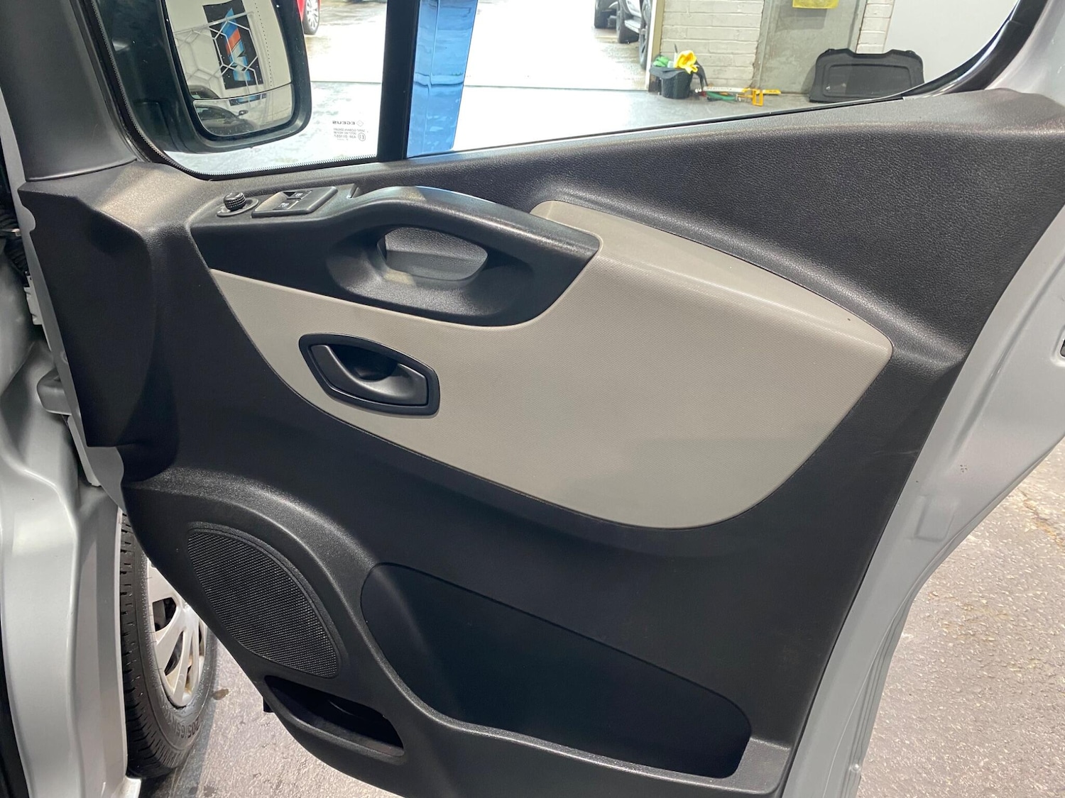 Used Renault Trafic 2018 for sale - 76371609: Photo 8