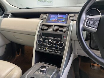 Used Land Rover Discovery Sport for sale - 76246816: Photo 2