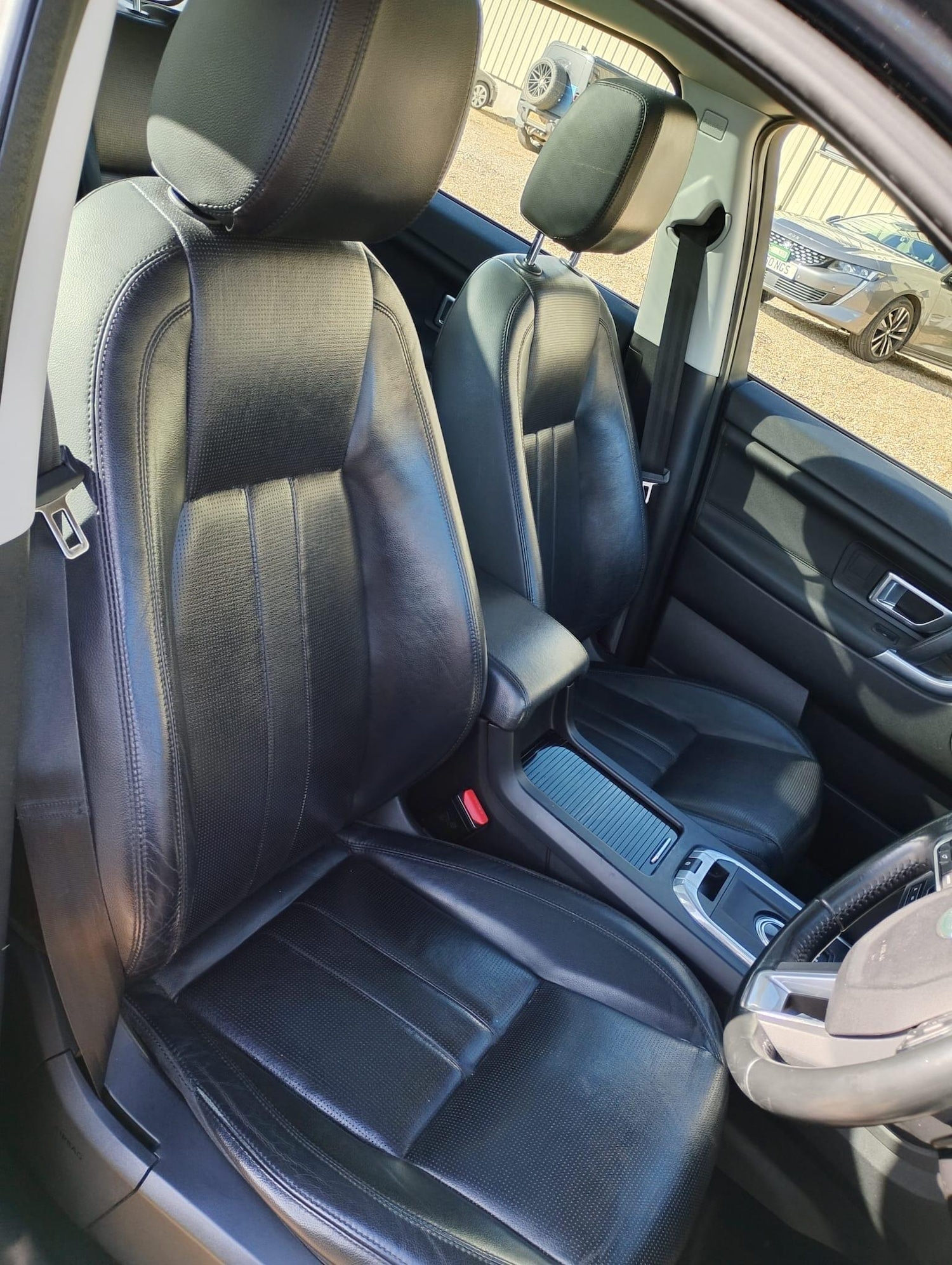 Used Land Rover Discovery Sport 2015 for sale - 77709913: Photo 17