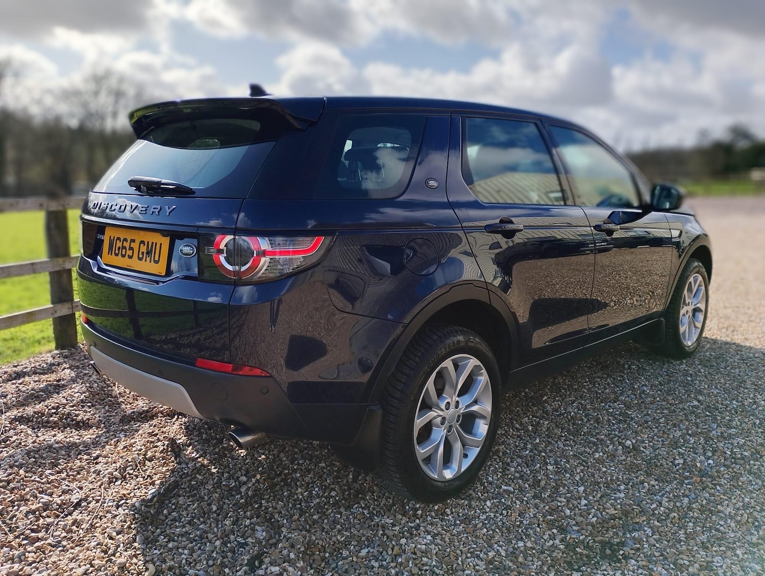 Used Land Rover Discovery Sport 2015 for sale - 77709913: Photo 3