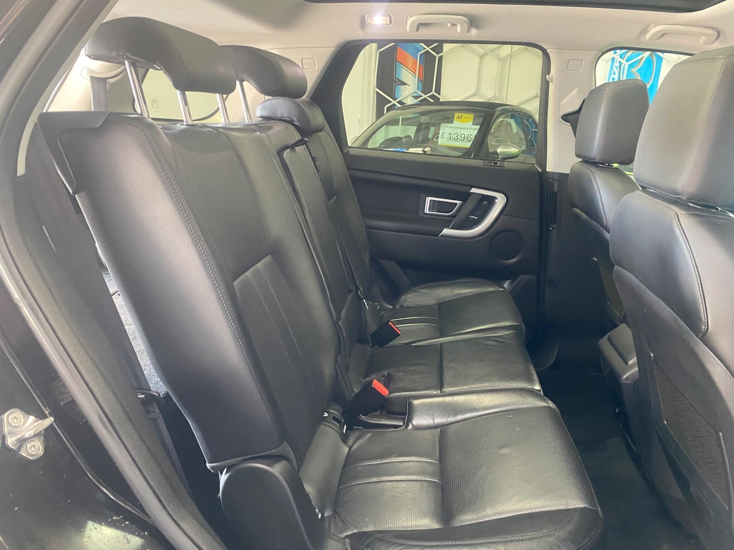 Used Land Rover Discovery Sport 2017 for sale - 77992900: Photo 11