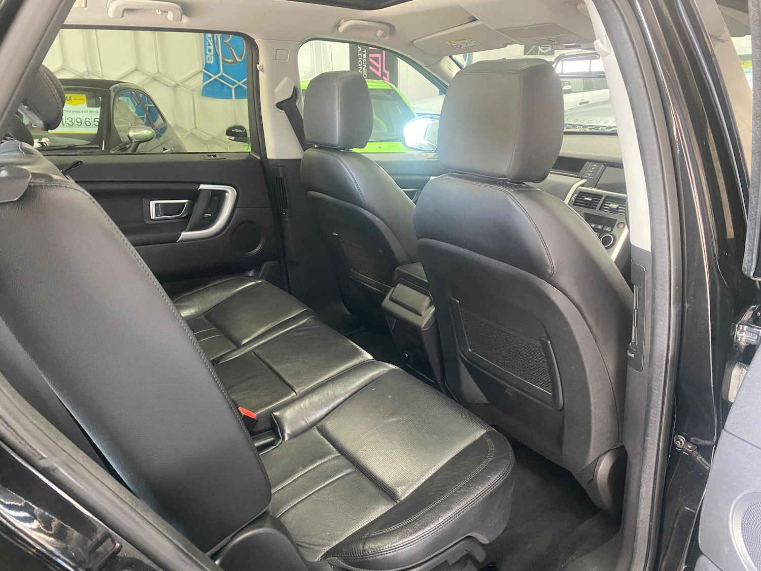 Used Land Rover Discovery Sport 2017 for sale - 77992900: Photo 12