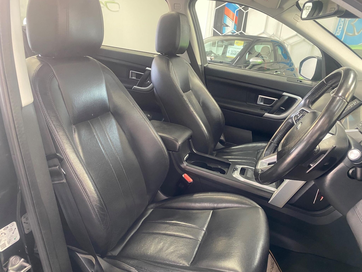 Used Land Rover Discovery Sport 2017 for sale - 77992900: Photo 15