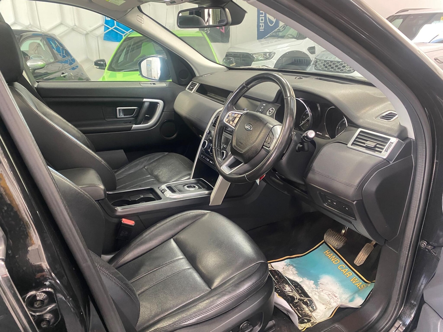 Used Land Rover Discovery Sport 2017 for sale - 77992900: Photo 18