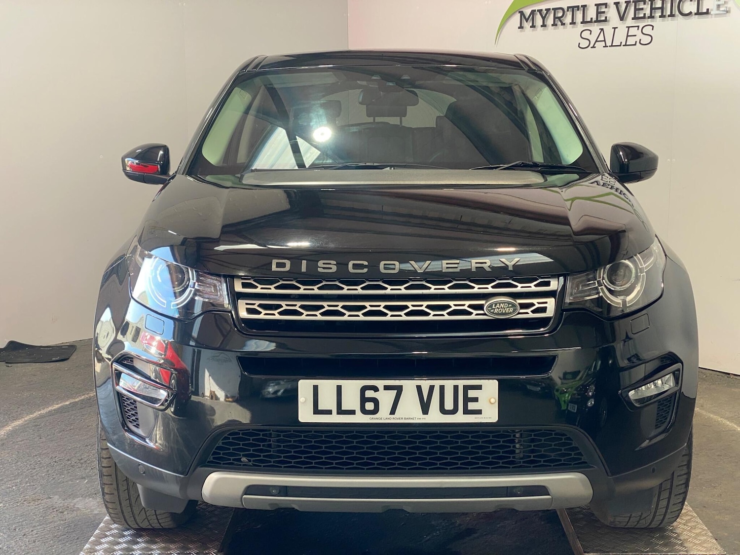 Used Land Rover Discovery Sport 2017 for sale - 77992900: Photo 5
