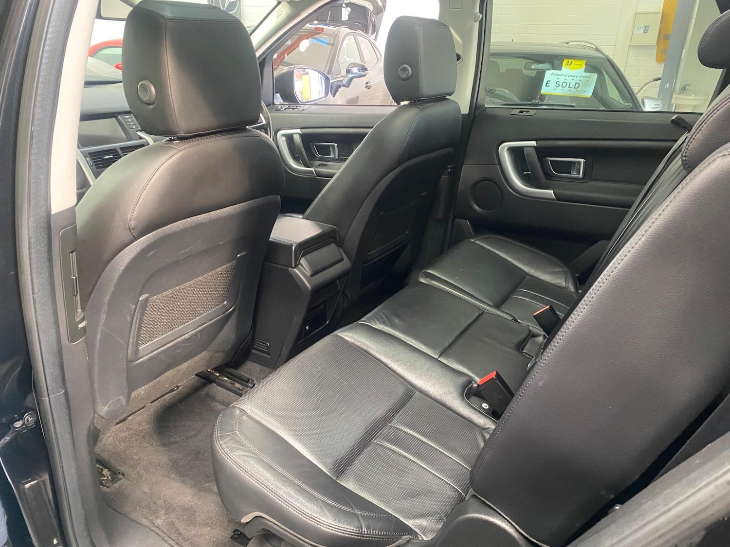 Used Land Rover Discovery Sport 2017 for sale - 77992900: Photo 6