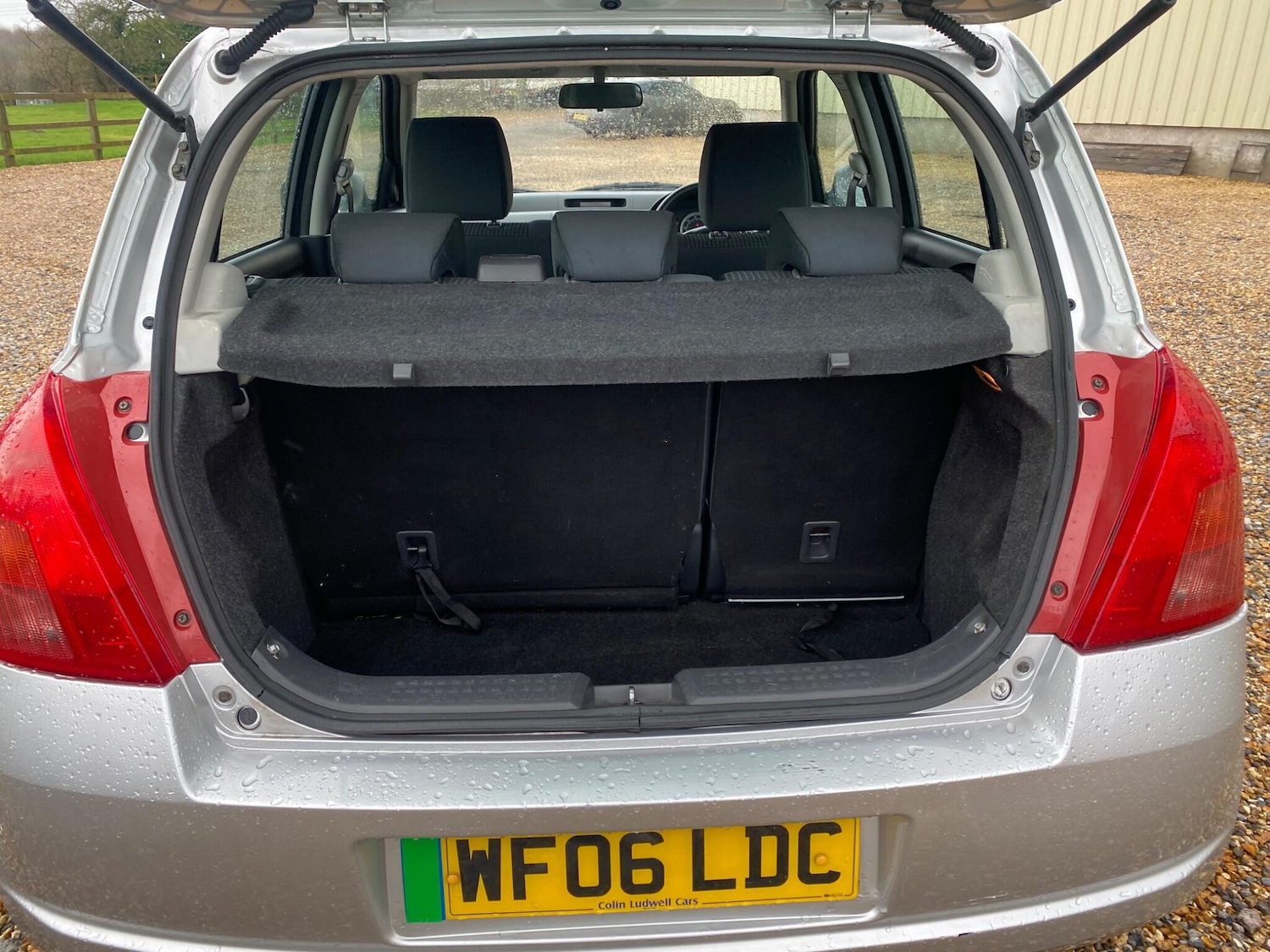 Used Suzuki Swift 2006 for sale - 77479508: Photo 4