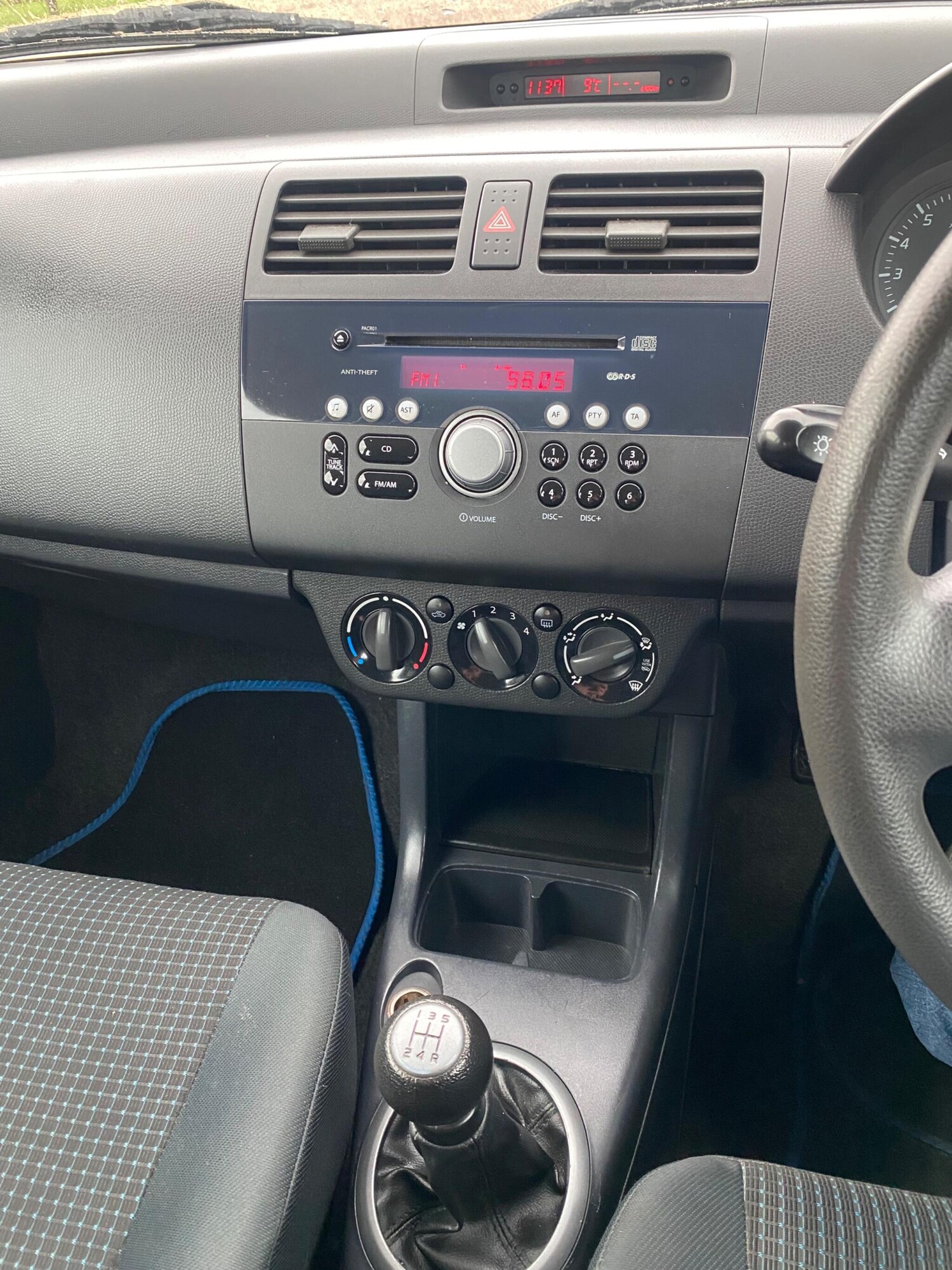 Used Suzuki Swift 2006 for sale - 77479508: Photo 9