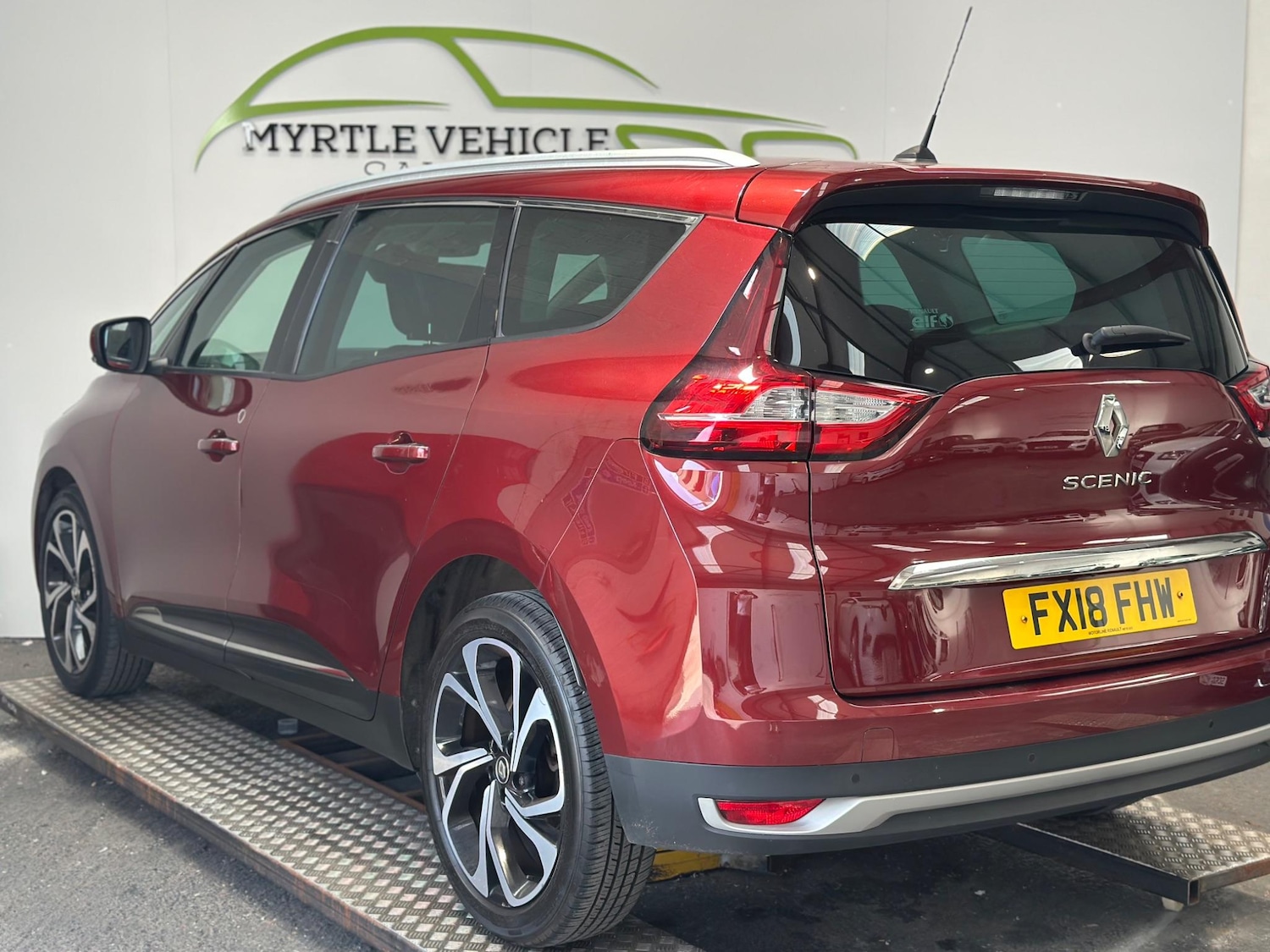 Used Renault Grand Scenic 2018 for sale - 76189470: Photo 16