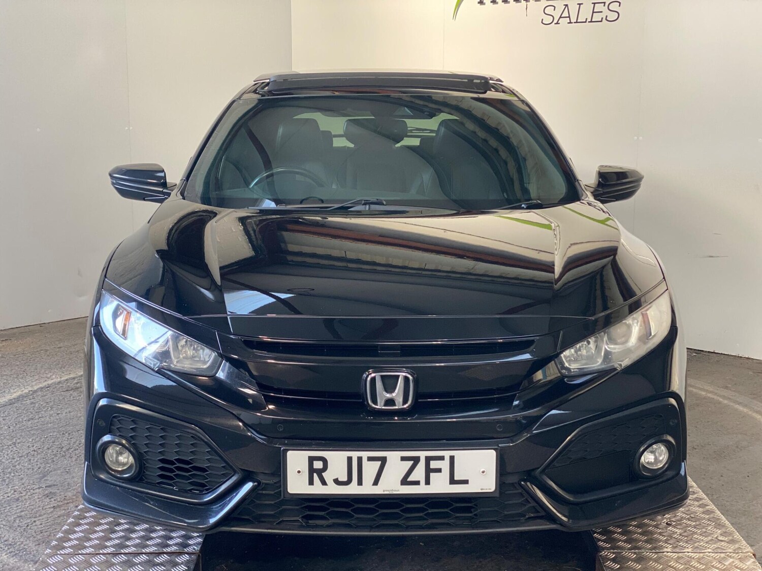 Used Honda Civic 2017 for sale - 76189917: Photo 18