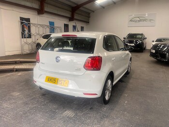 Used Volkswagen Polo 2015 for sale - 78636009: Photo