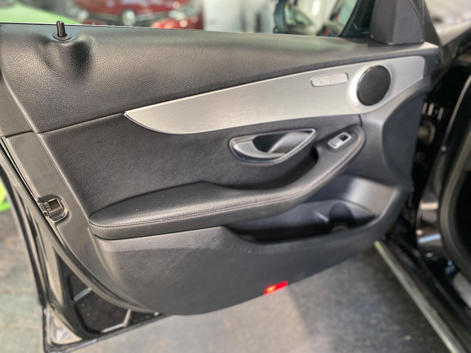 Used Mercedes-Benz C Class for sale - 77330687: Photo 8