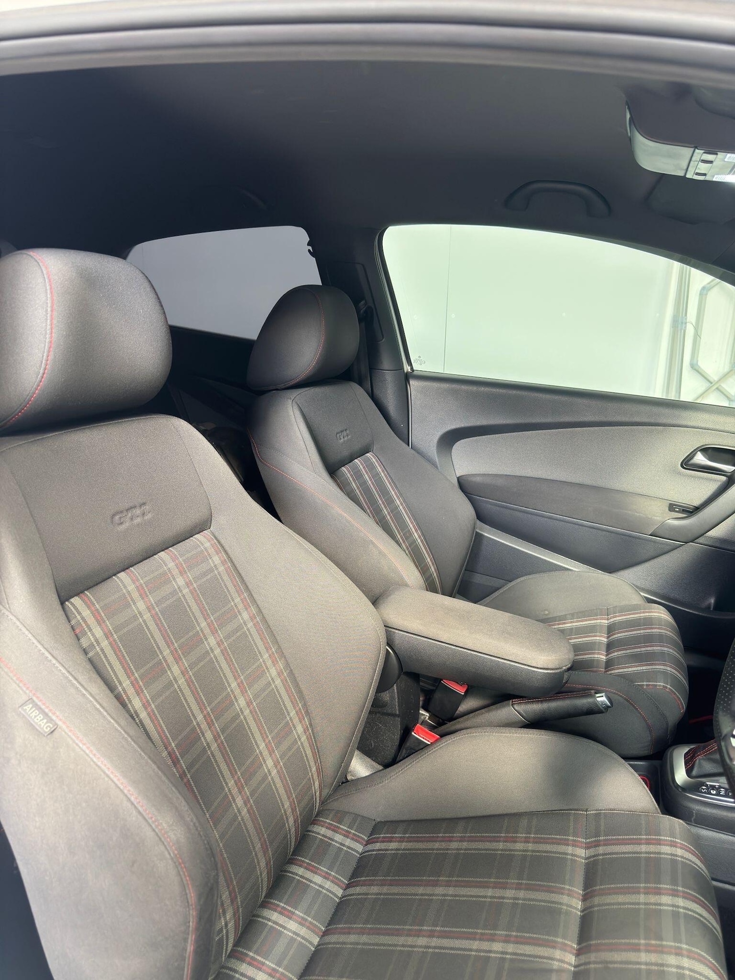 Used Volkswagen Polo 2012 for sale - 77441020: Photo 11