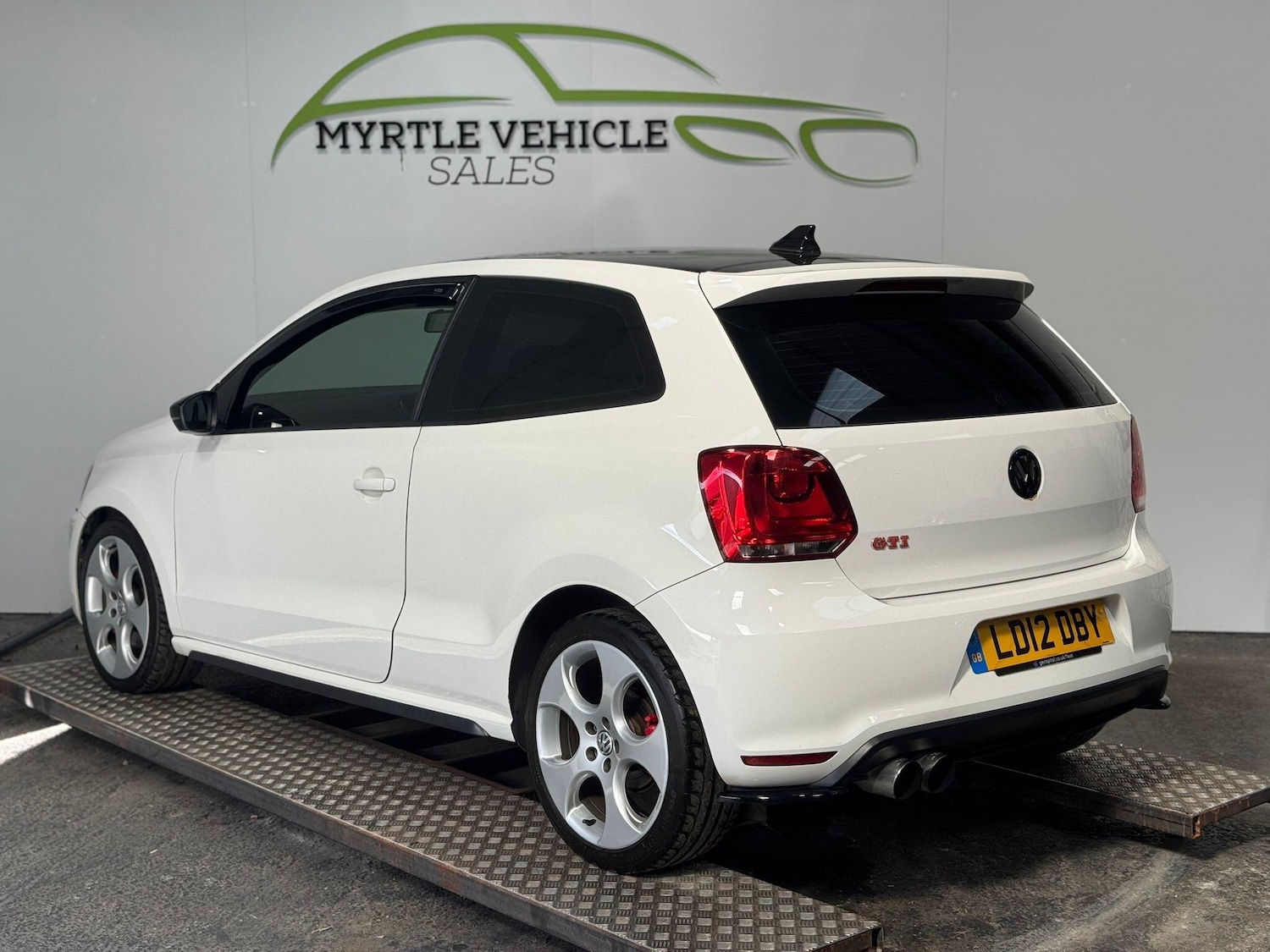 Used Volkswagen Polo 2012 for sale - 77441020: Photo 2