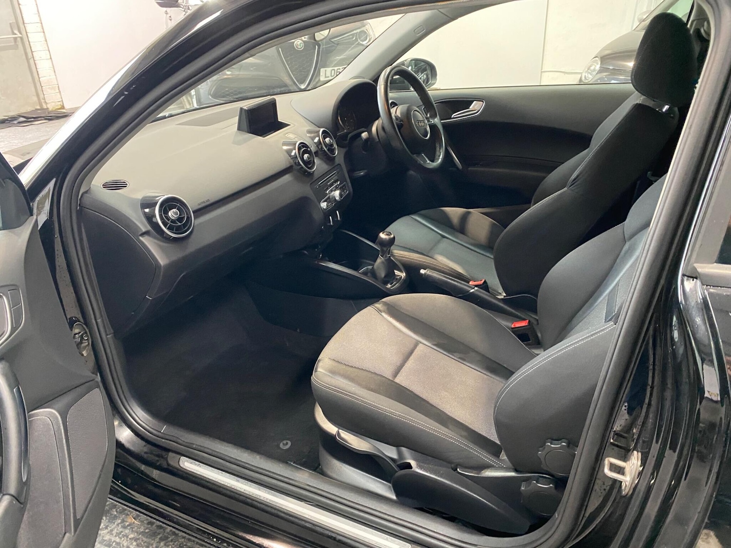 Used Audi A1 2017 for sale - 77469277: Photo 5