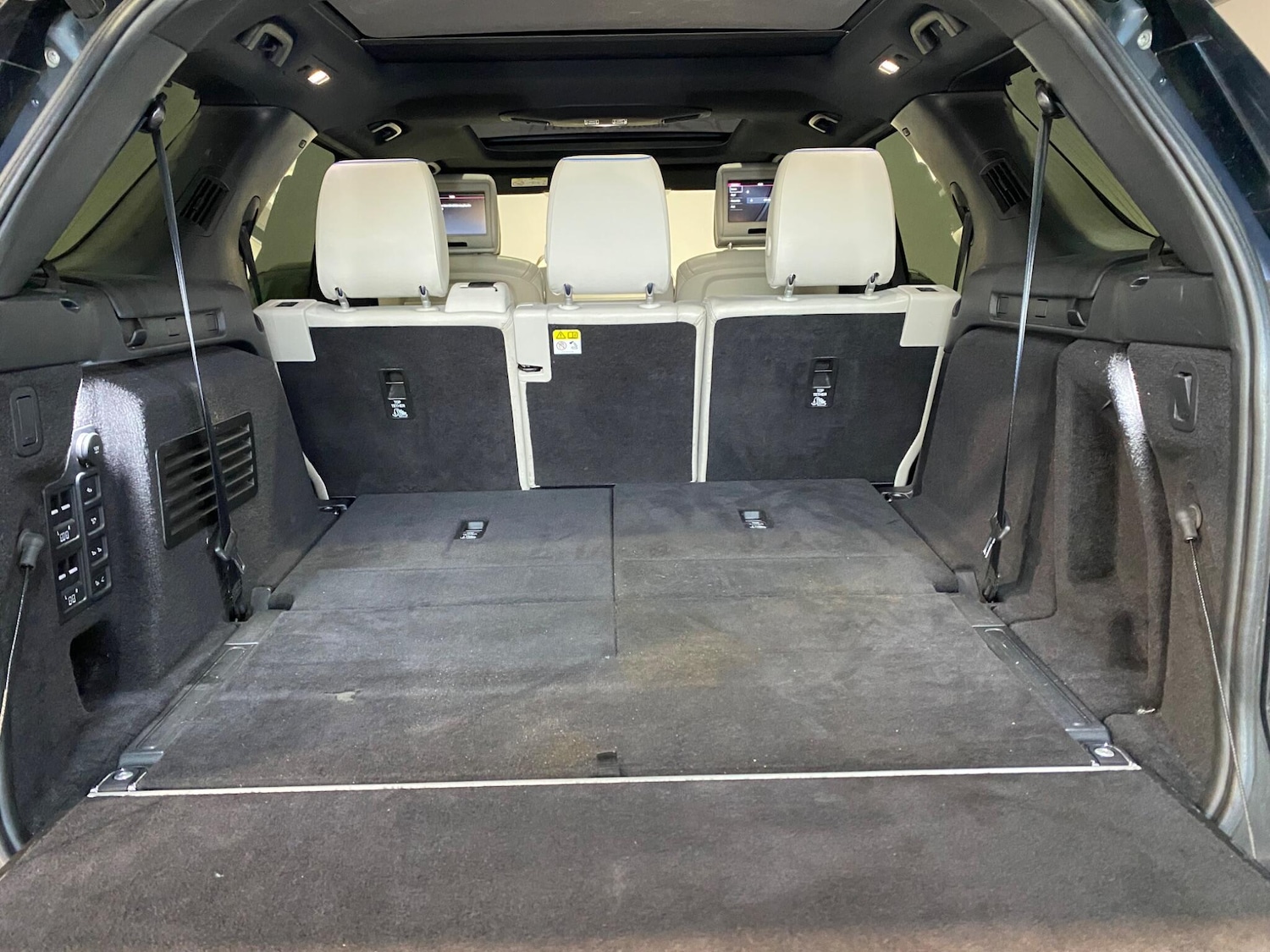 Used Land Rover Discovery for sale - 76824251: Photo 6