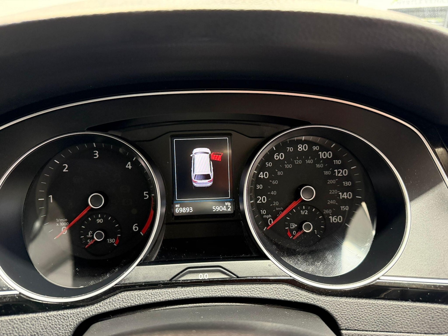 Used Volkswagen Passat 2018 for sale - 76832463: Photo 9