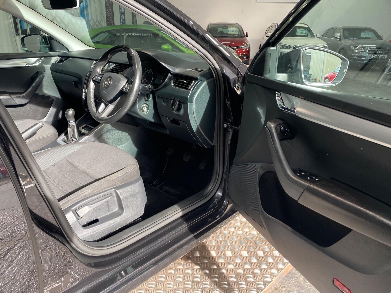 Used Skoda Octavia 2018 for sale - 76371545: Photo 6