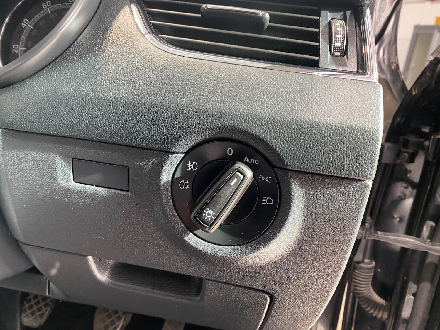 Used Skoda Octavia 2018 for sale - 76371545: Photo 8