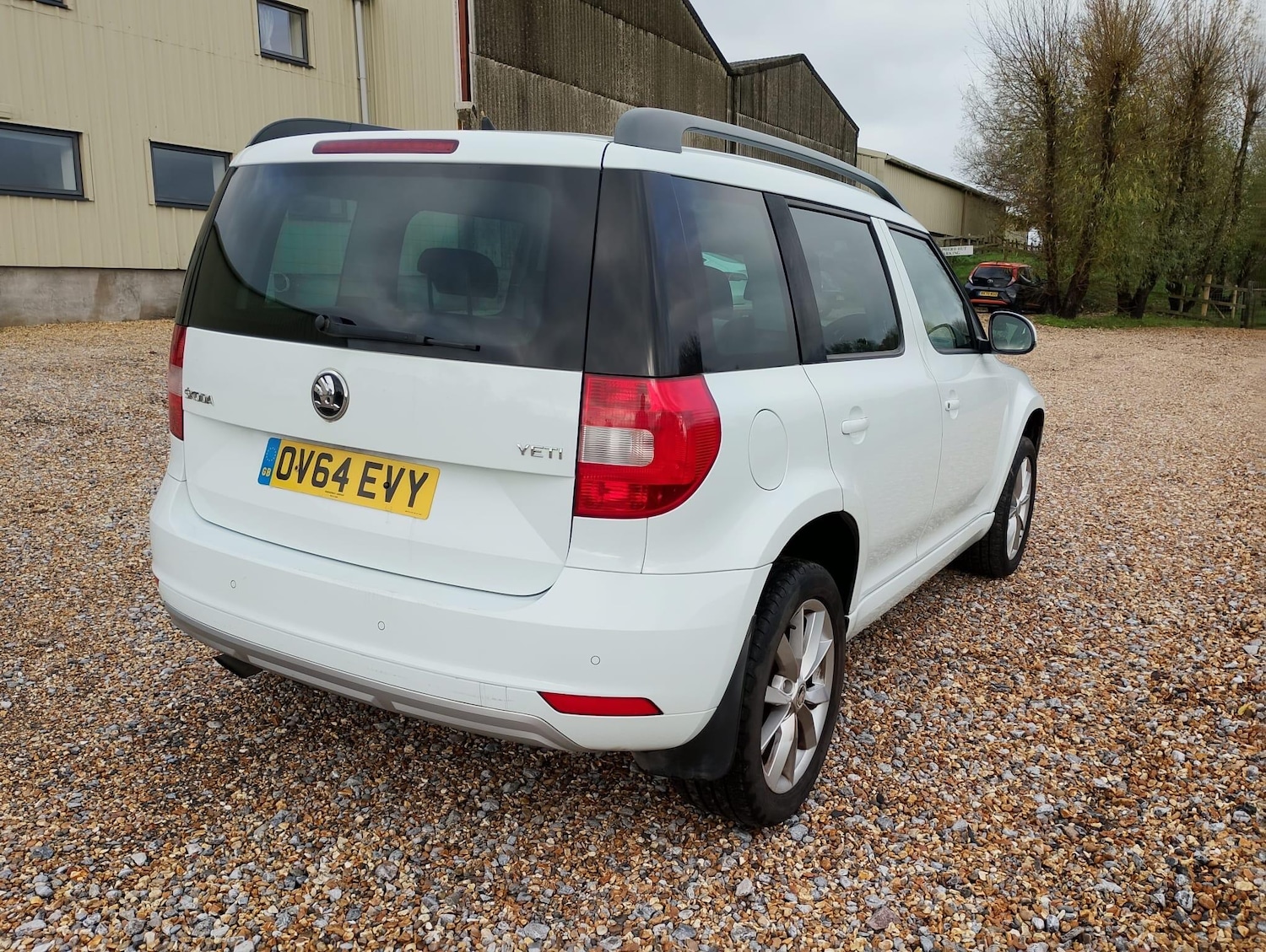 Used Skoda Yeti 2014 for sale - 76855722: Photo 2