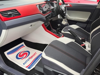 Used Volkswagen Polo 2018 for sale - 76512297: Photo