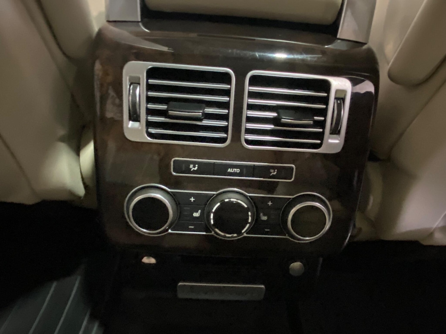 Used Land Rover Range Rover 2016 for sale - 76689200: Photo 16