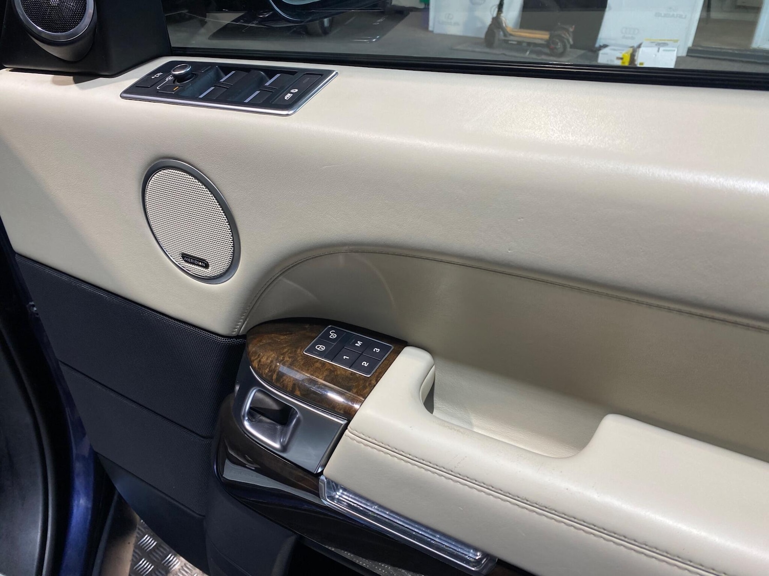 Used Land Rover Range Rover 2016 for sale - 76689200: Photo 26