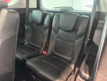 Used Renault Grand Scenic 2018 for sale - 76993838: Photo