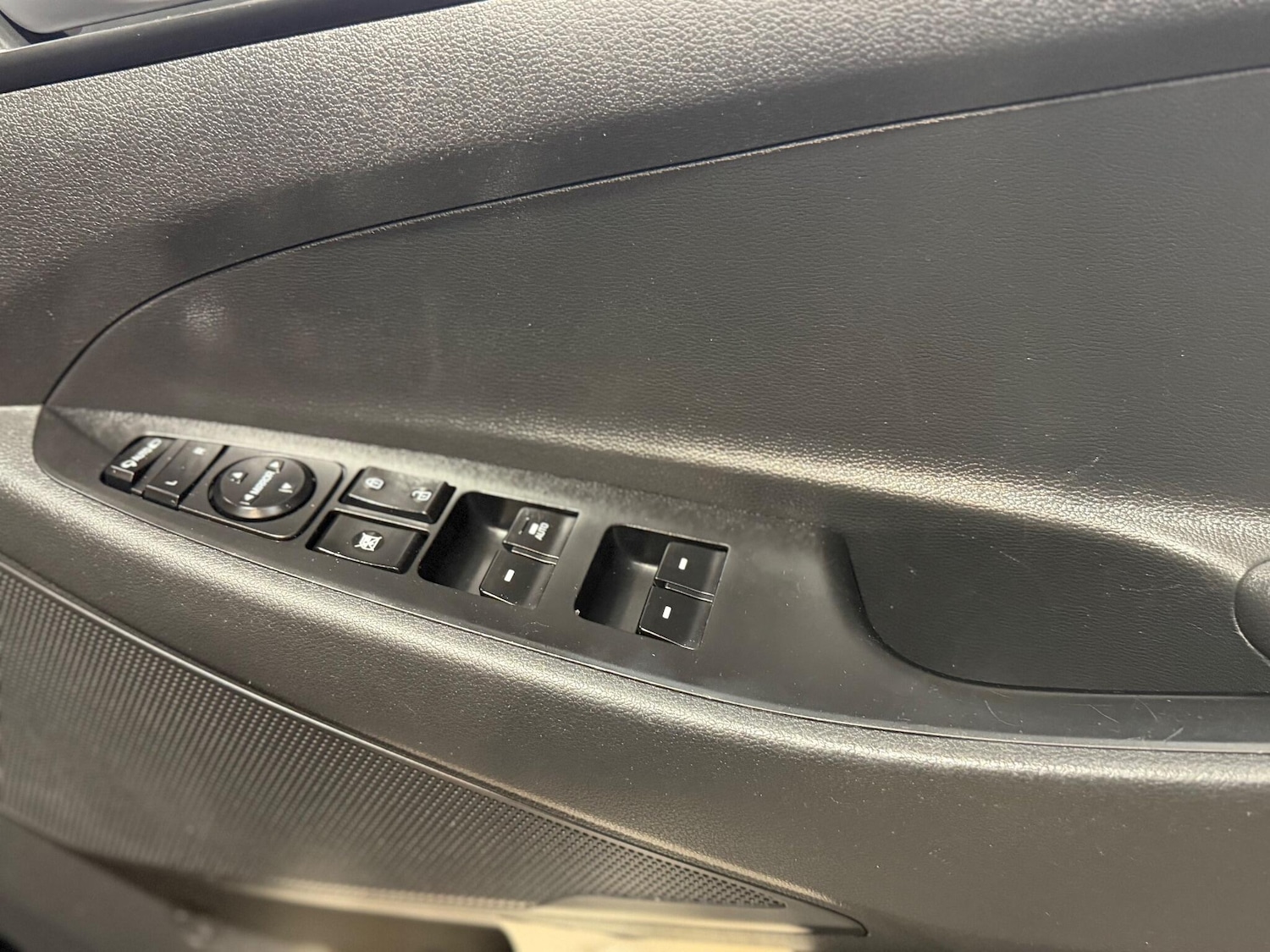 Used Hyundai TUCSON 2016 for sale - 76307596: Photo 15