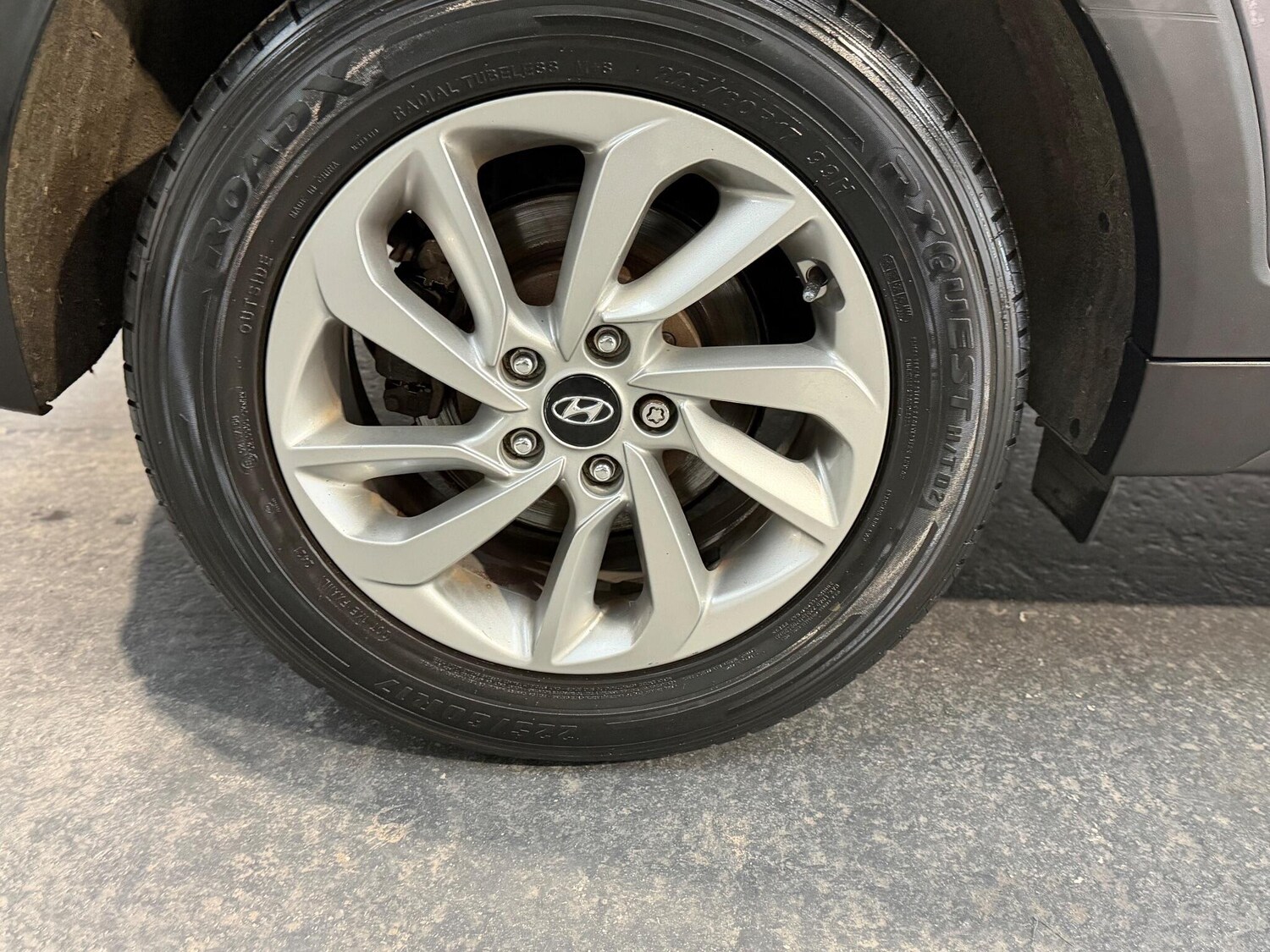 Used Hyundai TUCSON 2016 for sale - 76307596: Photo 4