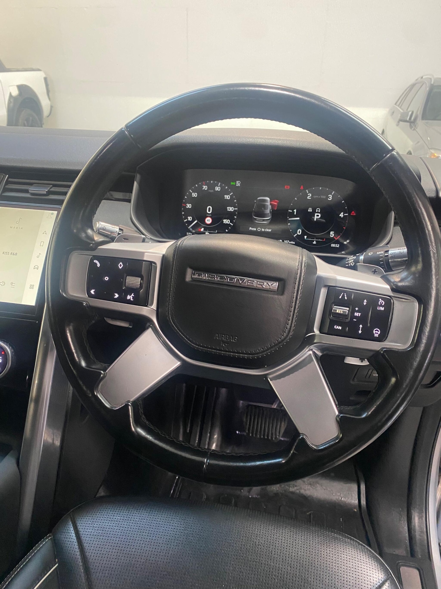 Used Land Rover Discovery 2021 for sale - 77163651: Photo 16