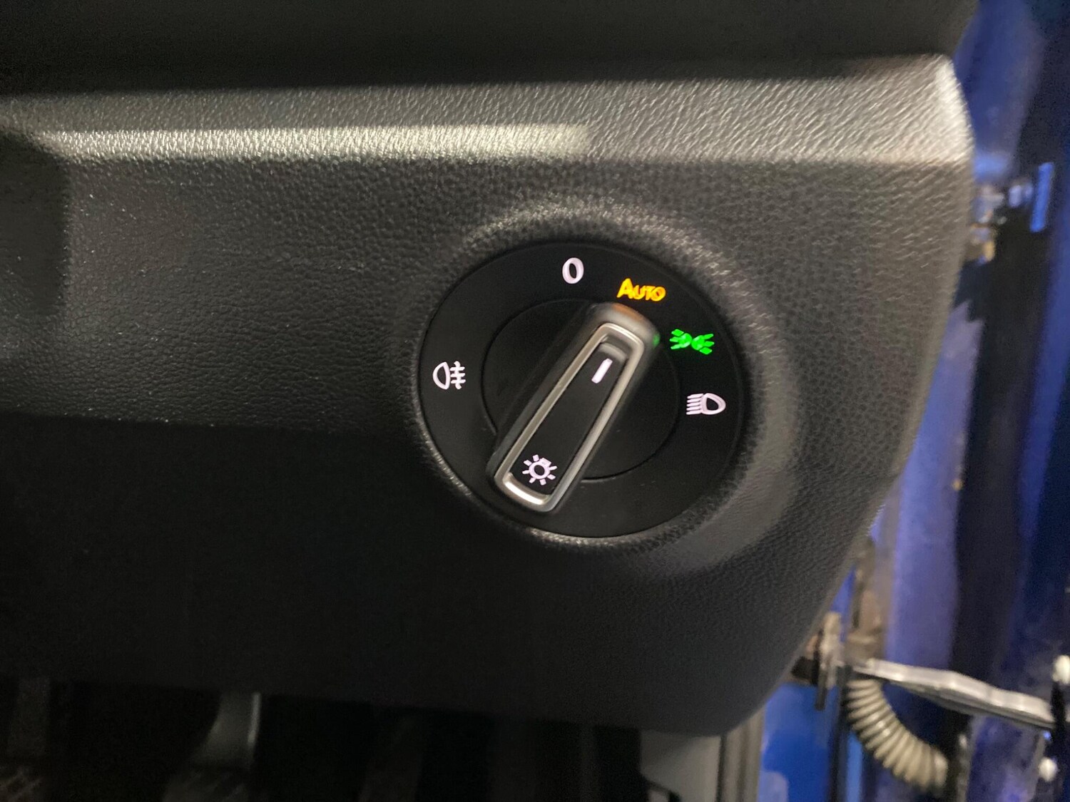 Used Volkswagen T-Roc 2018 for sale - 76832461: Photo 13