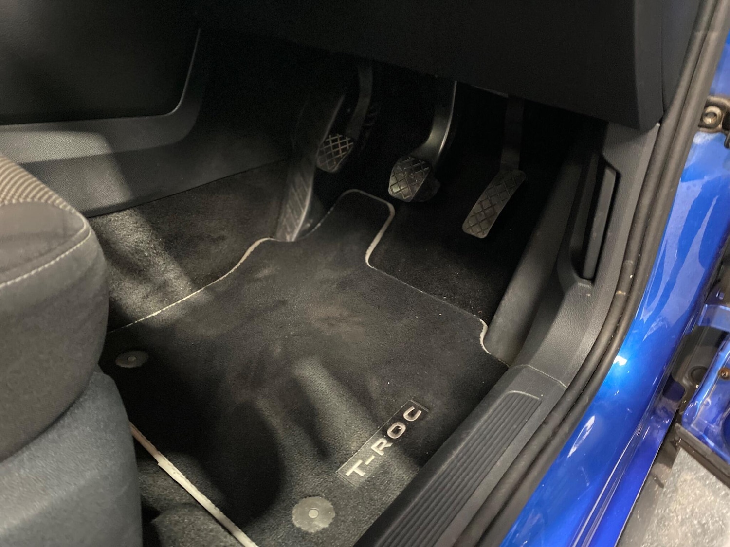 Used Volkswagen T-Roc 2018 for sale - 76832461: Photo 14