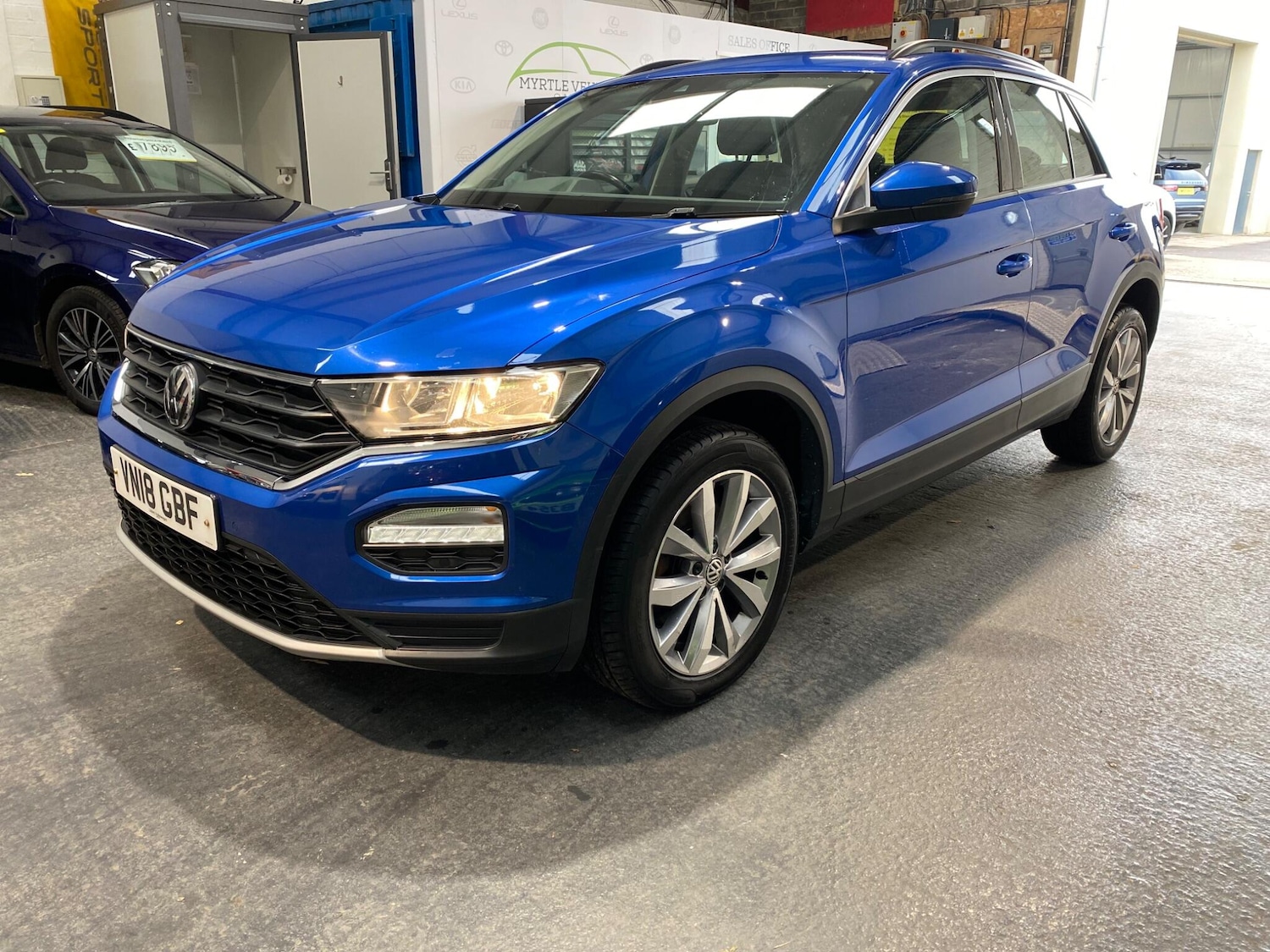 Used Volkswagen T-Roc 2018 for sale - 76832461: Photo 17