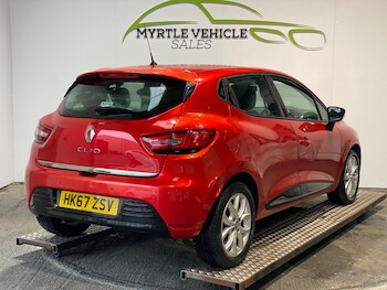 Used Renault Clio 2018 for sale - 76188855: Photo
