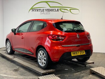 Used Renault Clio 2018 for sale - 76188855: Photo