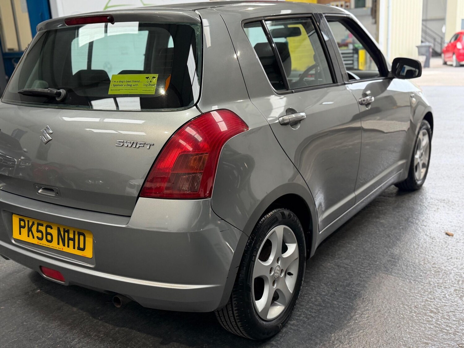 Suzuki Swift (56) - 1.5 GLX 5dr - Image 3