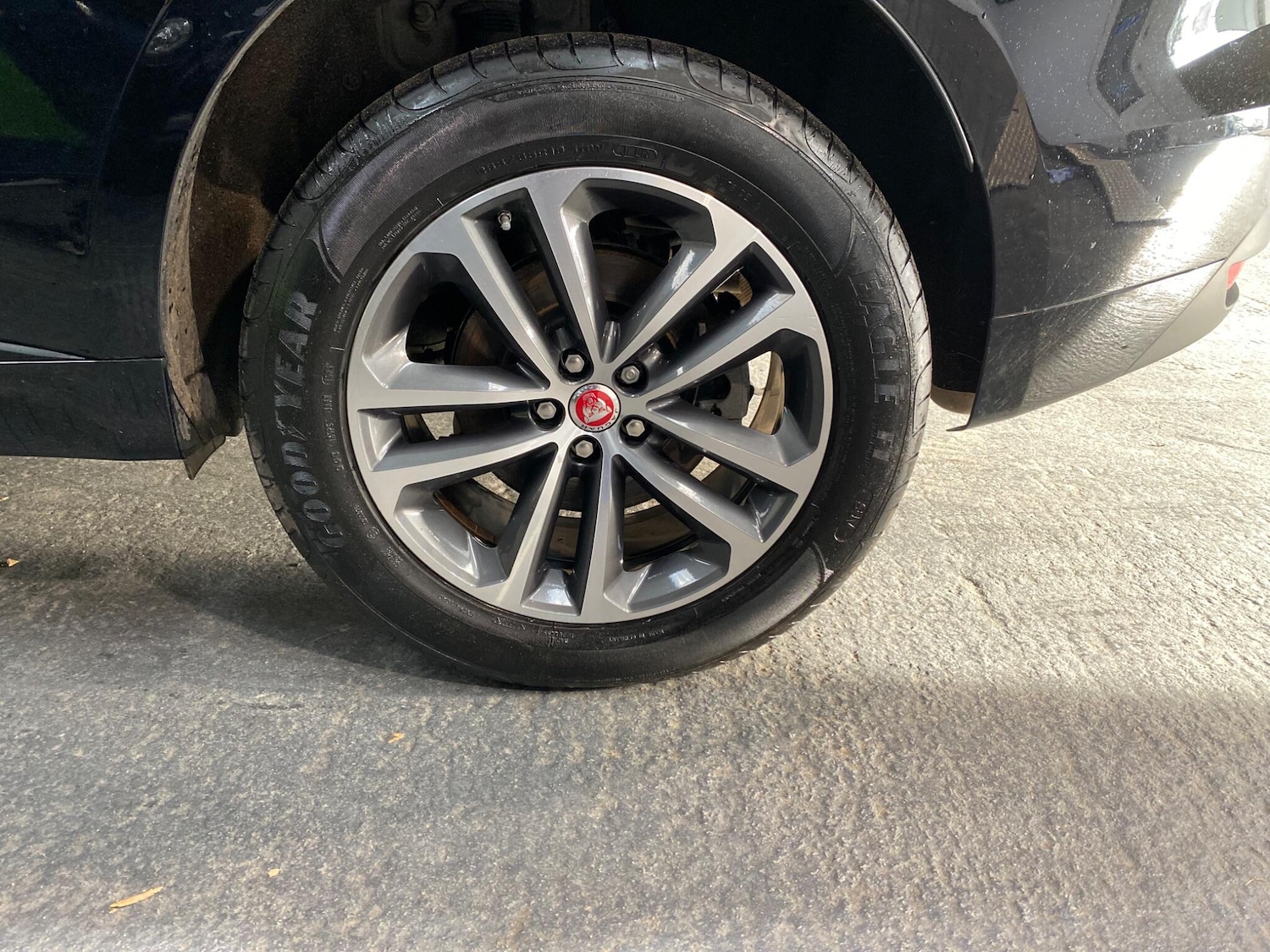 Used Jaguar F-Pace 2019 for sale - 76752960: Photo 15